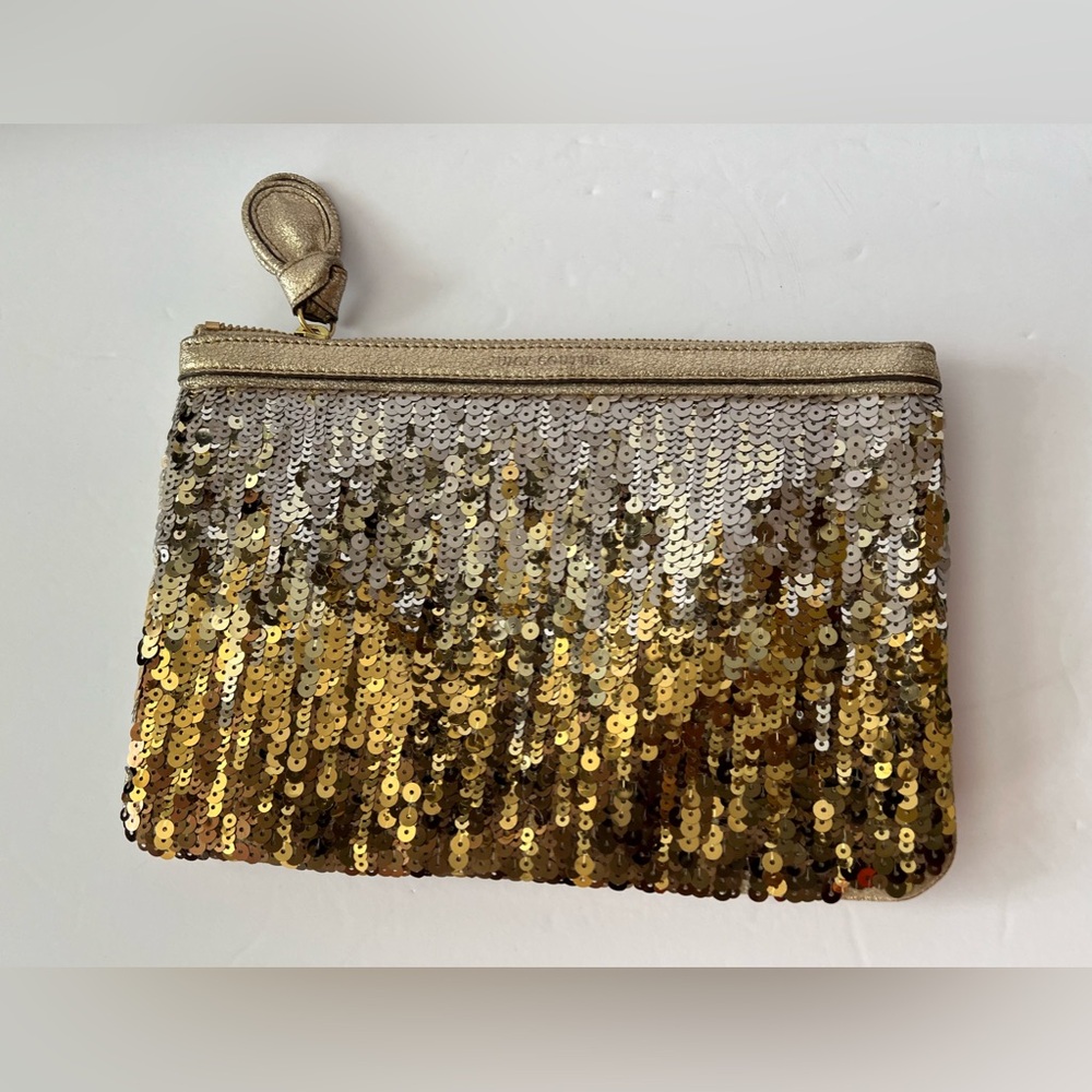 Juicy Contour - Extra Large Sequin Ombré Clutch